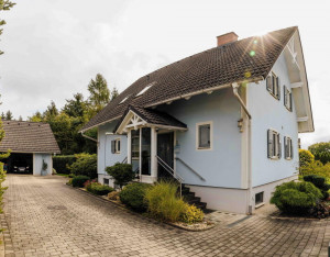 Haus zu kaufen: 8143 Premstätten - Einfahrt Haus zu kaufen: 8143 Premstätten - Einfahrt