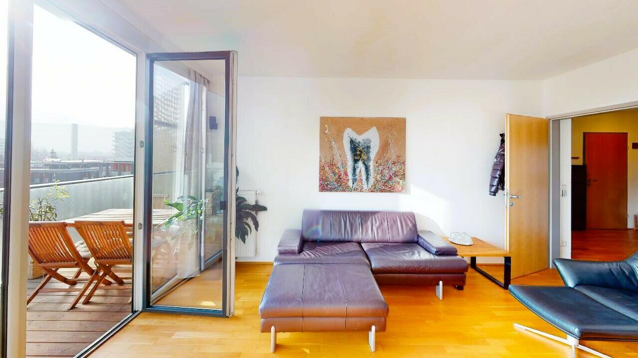 Wohnung zu kaufen: 6020 Innsbruck - Wohnraum mit Terrasenzugang 