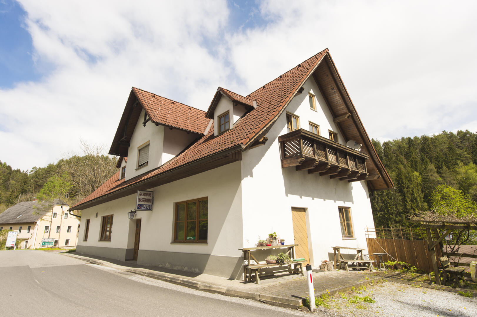 Haus zu kaufen: Oberwald, 8563 Ligist - Gastgewerbe Ligist  Region der Schilcherweinstraße 360