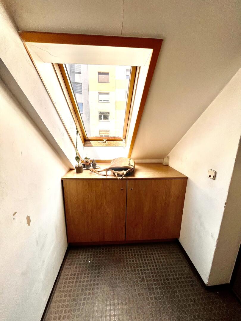 Wohnung zu kaufen: 8020 Graz - Stauraum- Kellerersatz, im Stiegenhaus